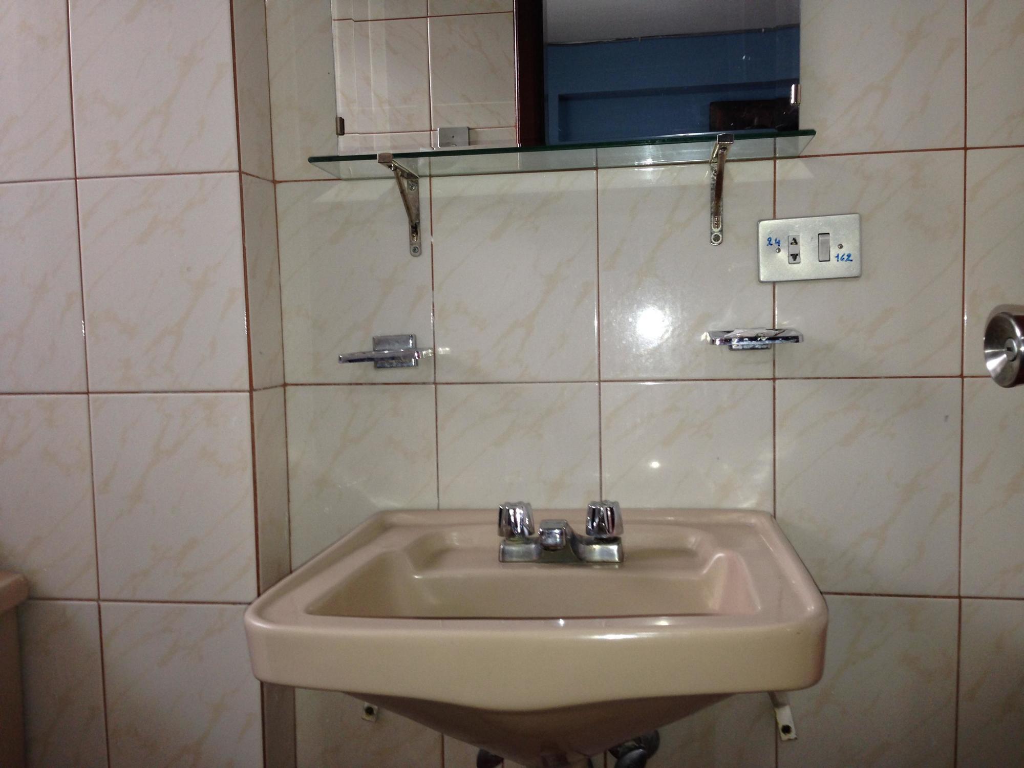 Hotel Majestic Quito Esterno foto